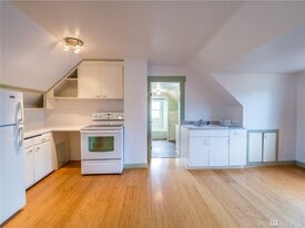 Building Photo - 811 NW 64th St