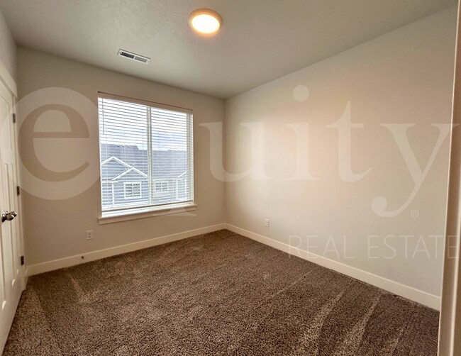 Building Photo - 3668 W 1440 N