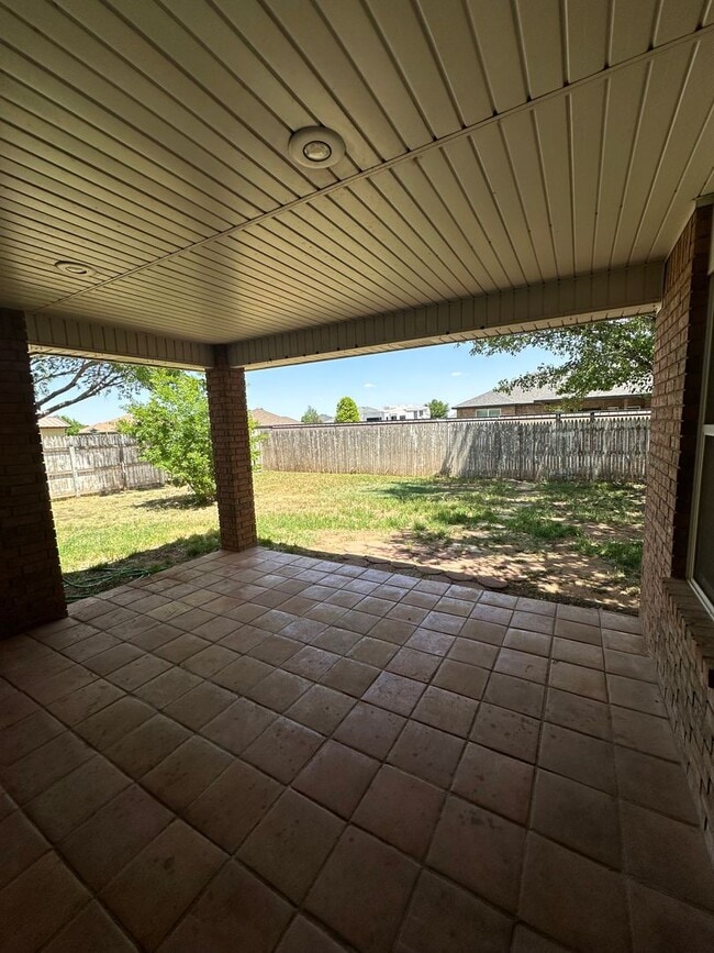 Building Photo - Cozy 4 Bed 2 Bath! Mesa School District !