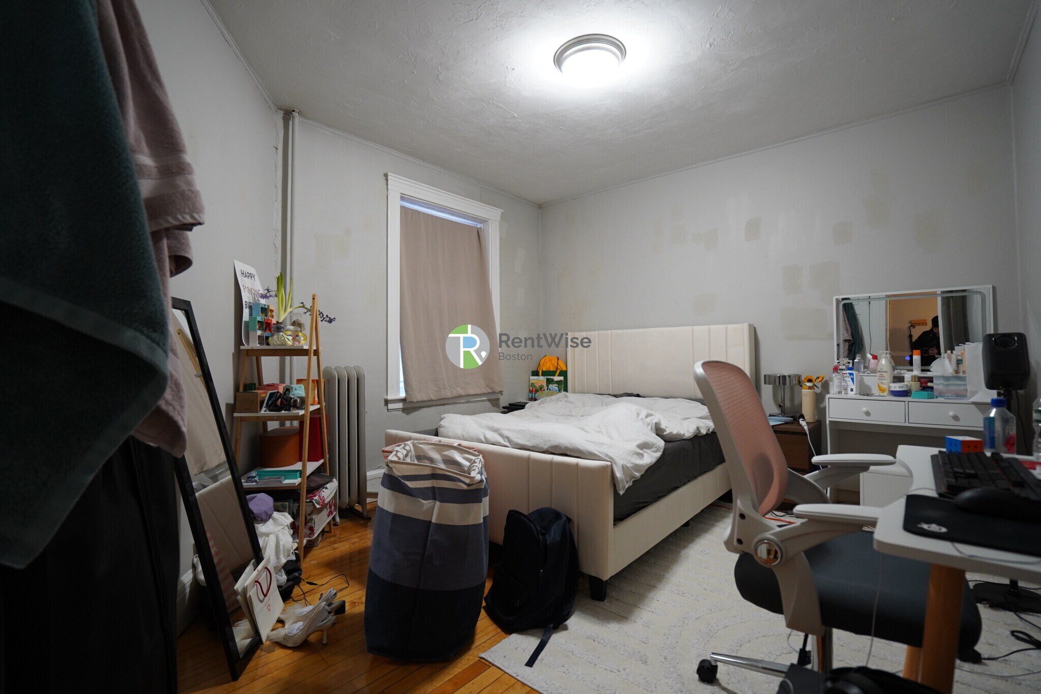 Building Photo - 142 Davis Ave