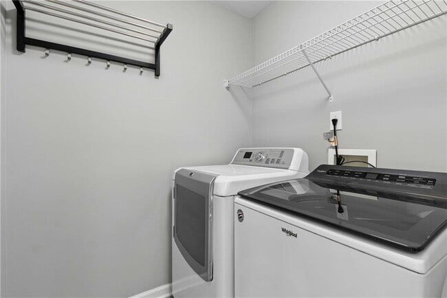 Building Photo - 1304 Kirkwood Ln