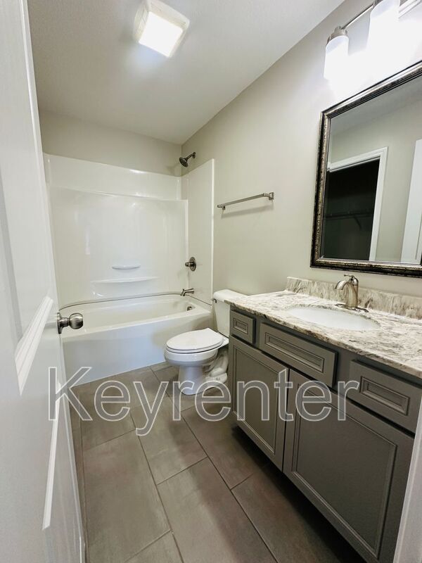 Building Photo - 6335 Altacrest Ln