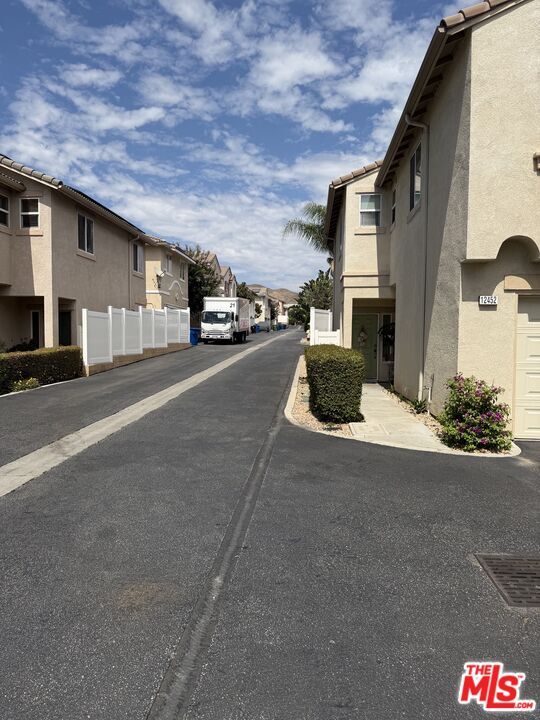Building Photo - 12452 Sonoma Dr