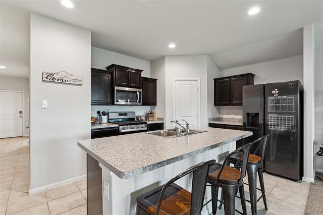 Building Photo - 16417 Marinette Ct
