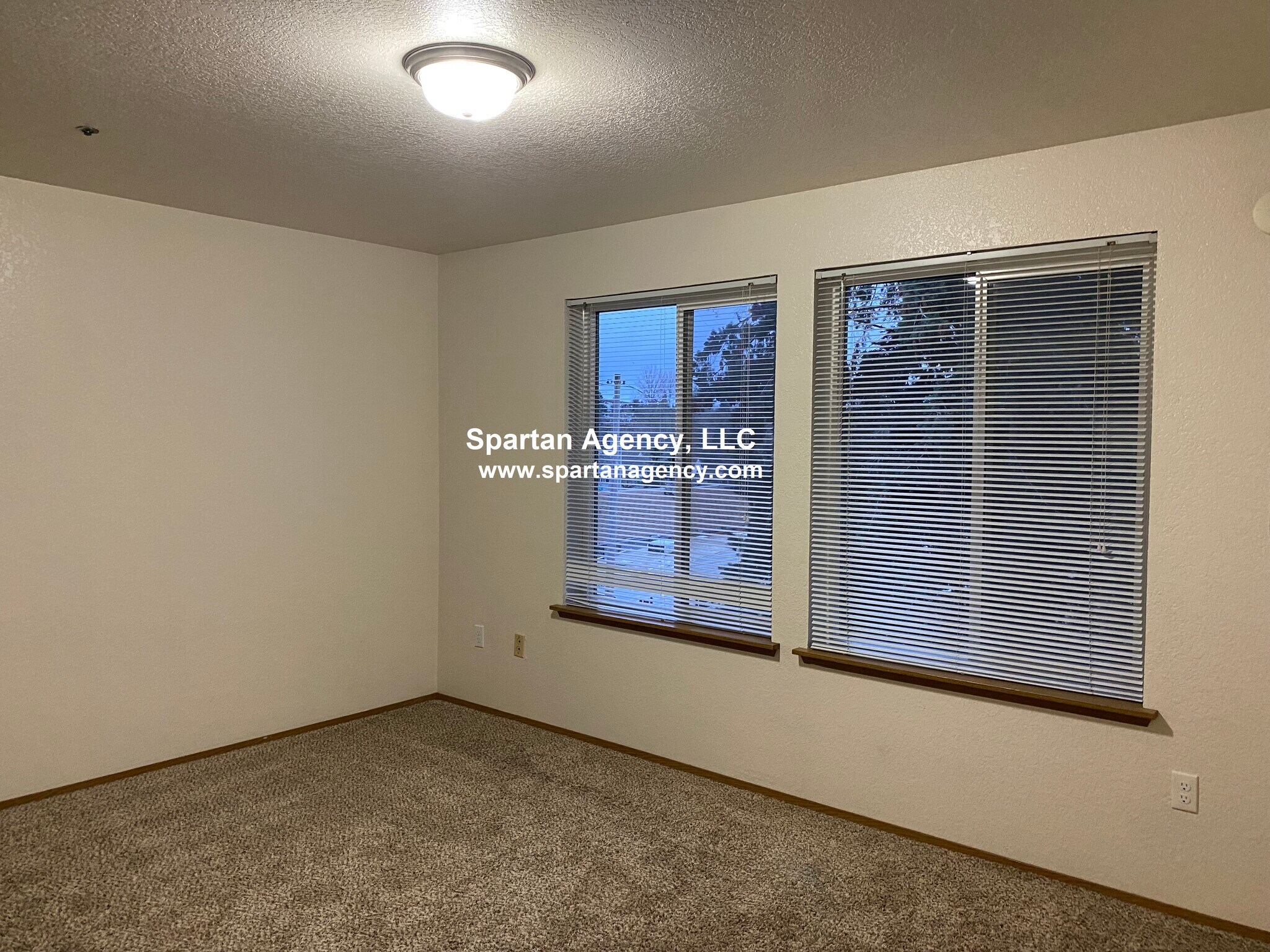 Building Photo - 131 23rd Ave SE