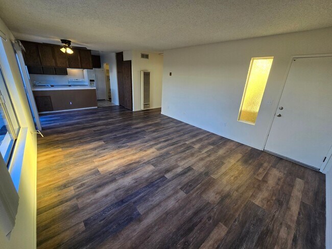 Building Photo - 7474-76 Armstrong Pl