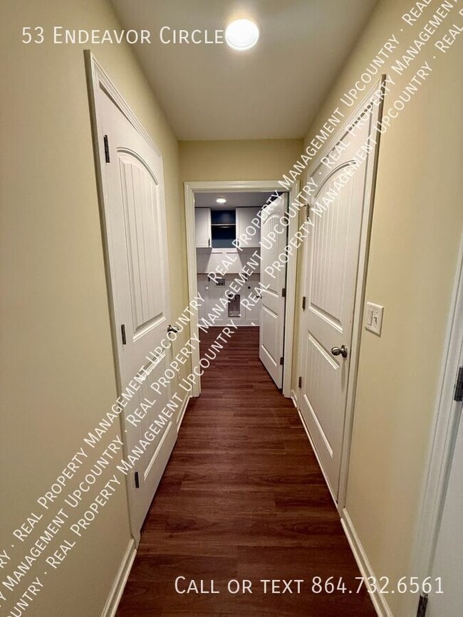 Building Photo - 53 Endeavor Cir