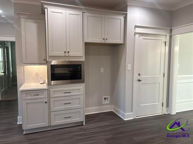 Building Photo - 113 Black Birch Ln