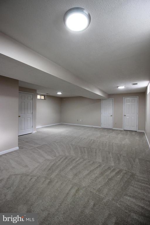 Building Photo - 243 Winter Walk Dr