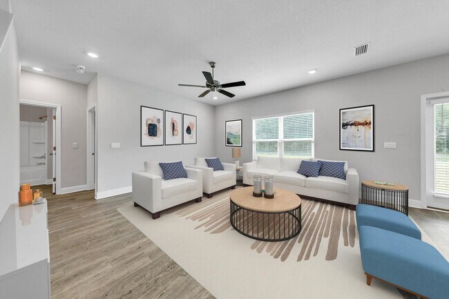 Building Photo - Hammock Oaks Estate Available in February!