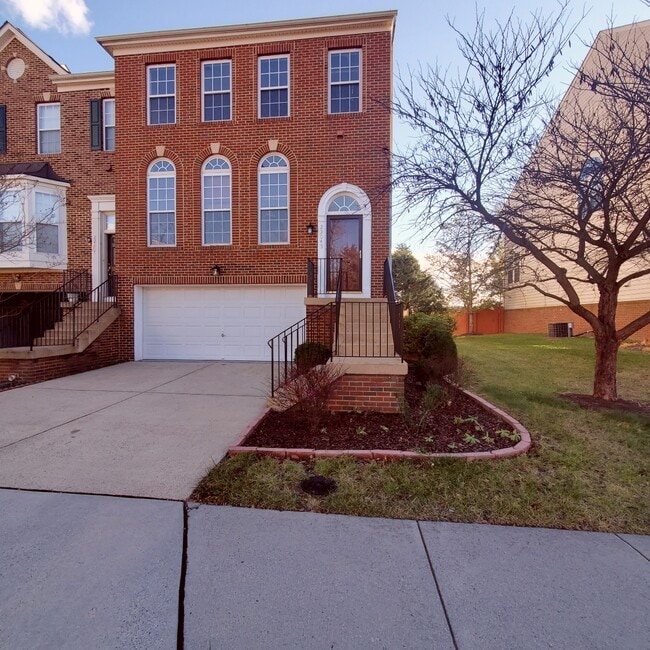 Building Photo - 22045 Chelsy Paige Sq