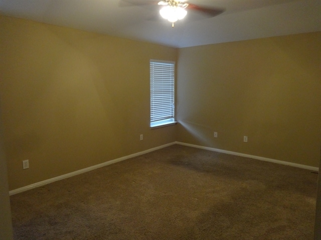 Building Photo - 20322 Linden Tree Dr