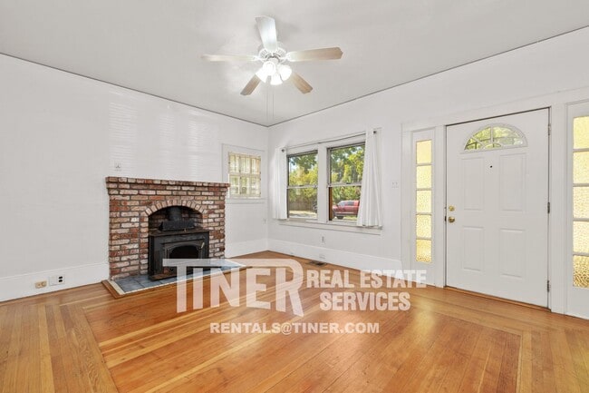 Building Photo - 4201 53rd St