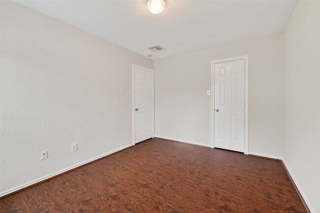 Building Photo - 11403 Ryan Manor Dr