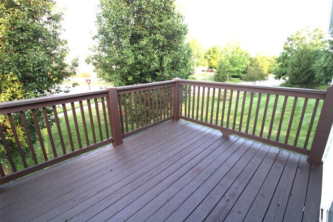 Building Photo - 207 Tyndale Dr