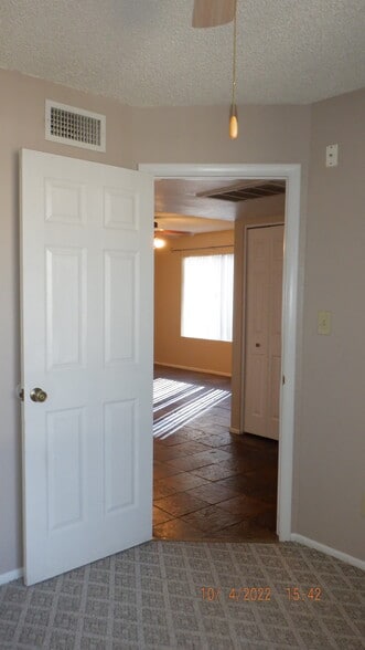 Building Photo - 2151 N Meridian Rd