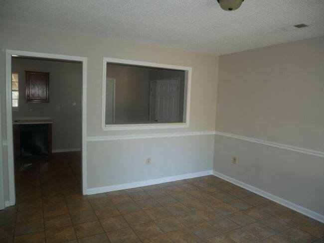 Building Photo - 37 Torbrook Cove