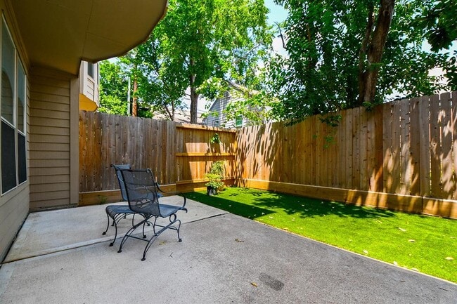 Building Photo - 4115 Woodhead St