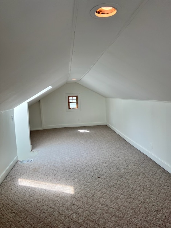 Building Photo - 215 Radnor St