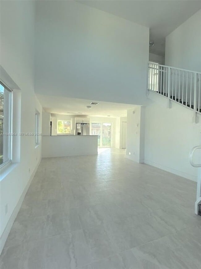 Building Photo - 715 N 59th Ave