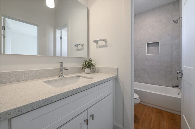 Building Photo - 7607 Victory Reserve St