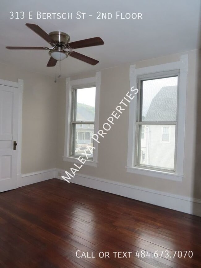 Building Photo - 313 E Bertsch St