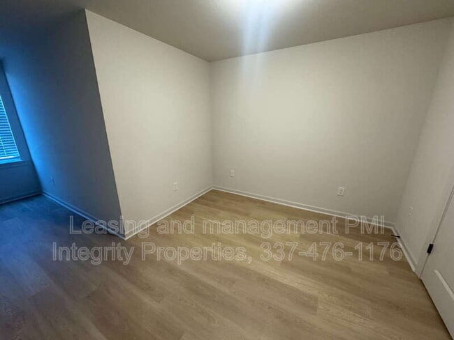 Building Photo - 101 Foster Grove Drive