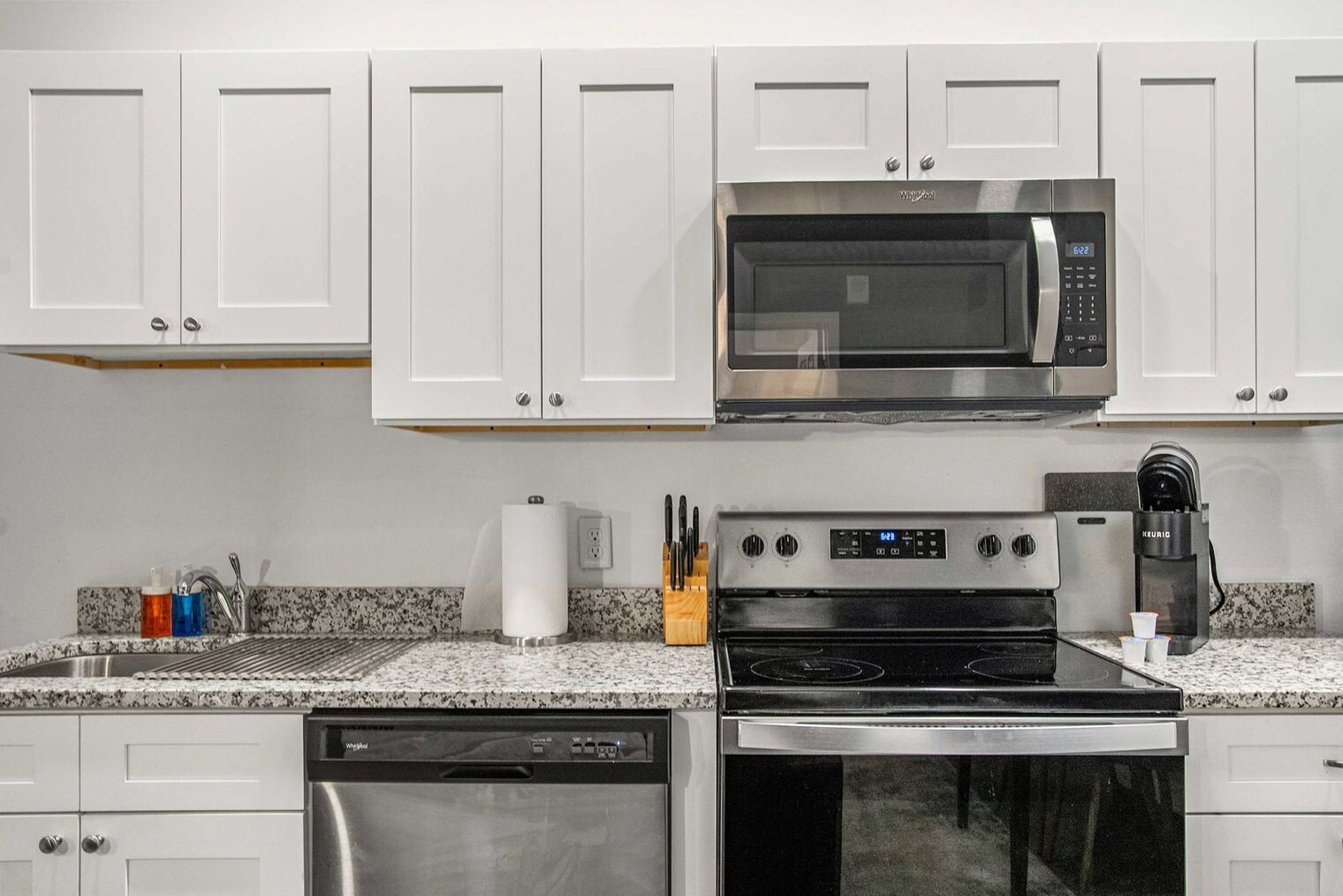 Building Photo - 209 9th St