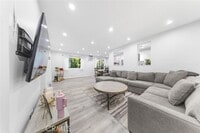 Building Photo - 3010 Montrose Ave