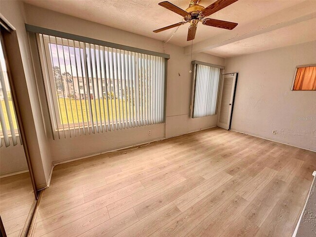 Building Photo - 2434 Australia Way E