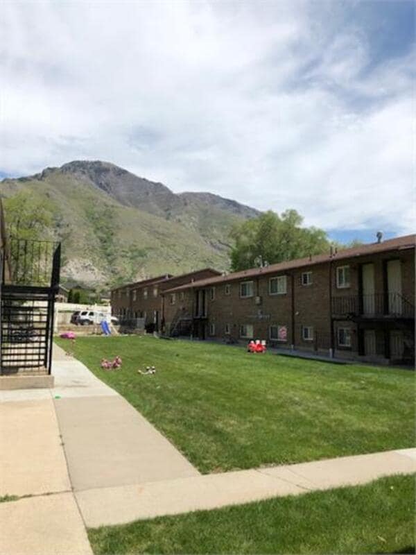 Building Photo - 1129 E 960 S