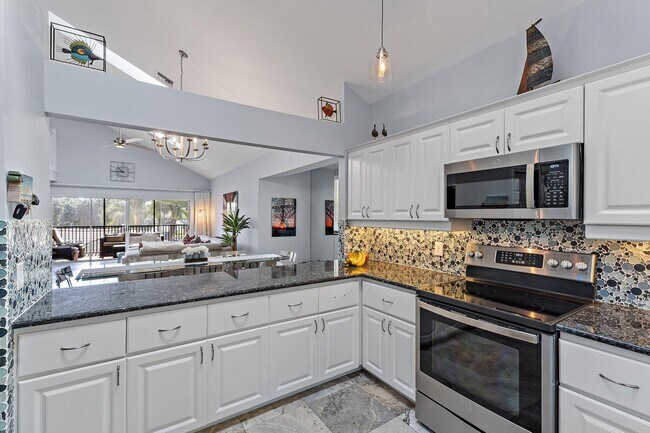 Building Photo - 4161 S US Hwy 1