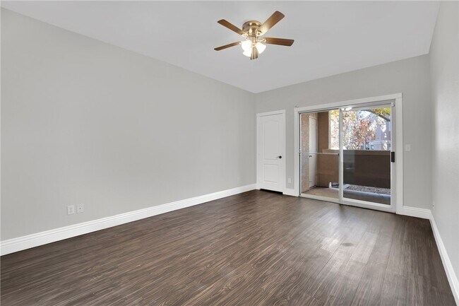 Building Photo - 1505 Truett St