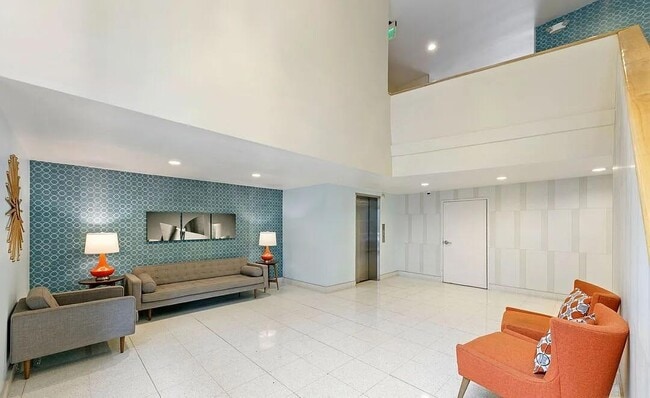 Building Photo - 1200 Flores St