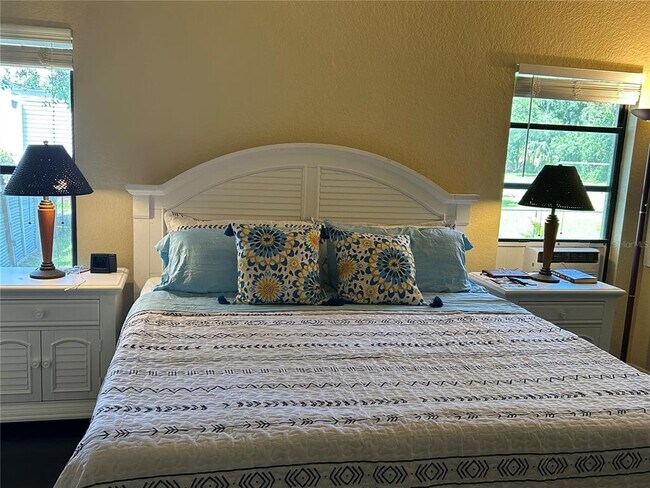 Building Photo - 9405 94th St N