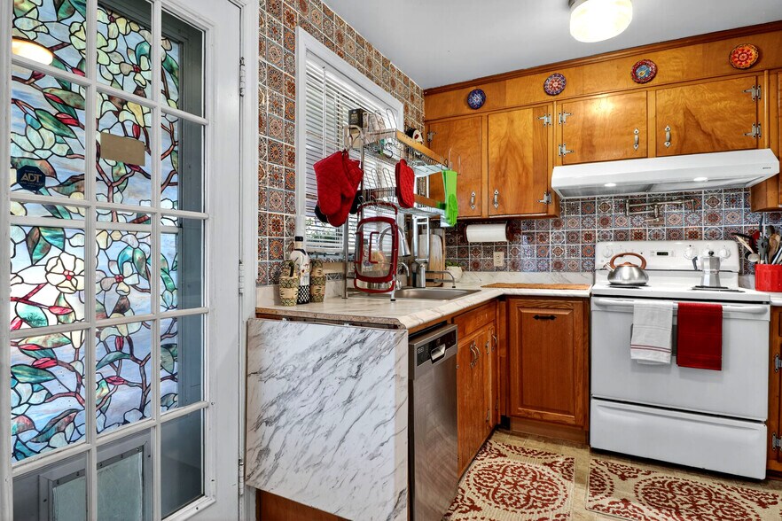 Building Photo - 2349 Ranchland Dr