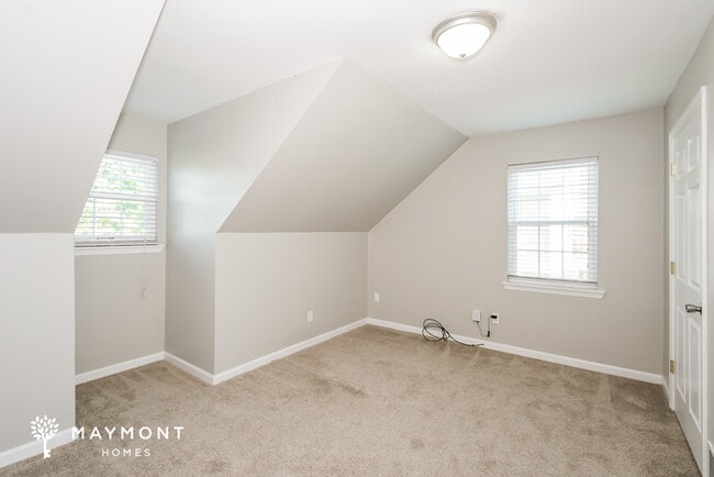 Building Photo - 3207 Bel Ridge Rd