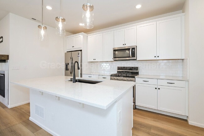 Building Photo - 1131 Anker Dr