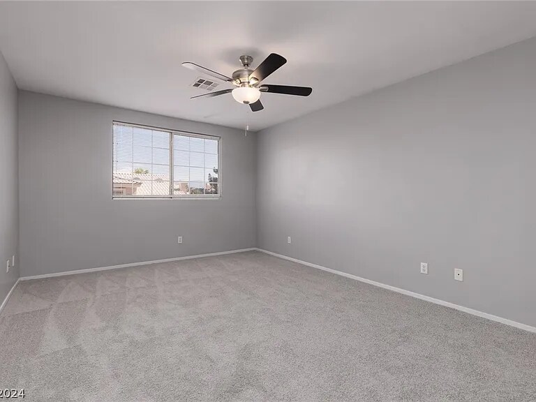 Building Photo - 8437 Majestic View Ave