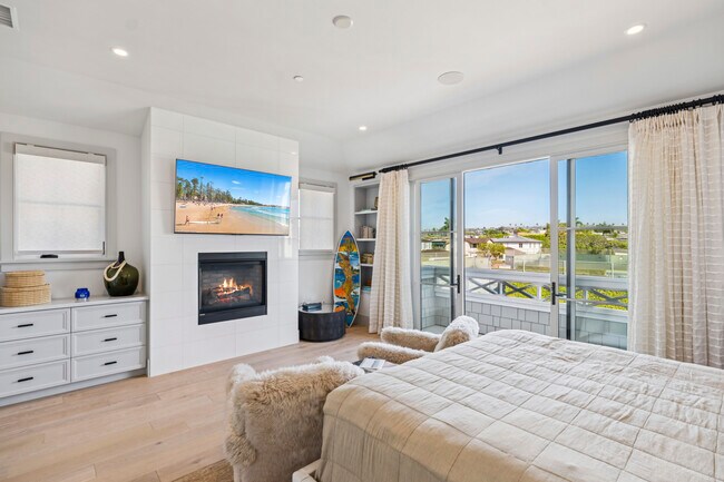 Building Photo - 503 L St