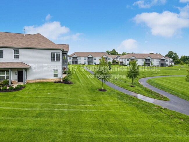 Building Photo - 5861 Yellowfin Ln