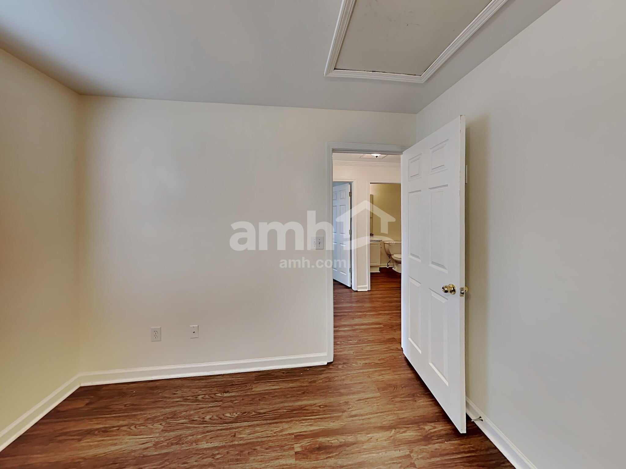 Building Photo - 714 Ridgewood Way