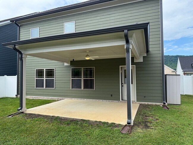 Building Photo - Seven Lakes/Ooltewah