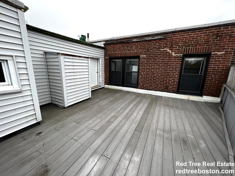 Building Photo - 1 Park St