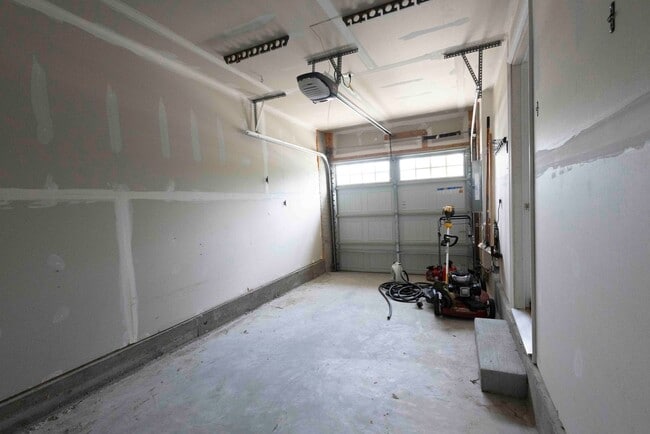 Building Photo - Charming 3 Bedroom/2.5 Bathroom in Bel Air, MD!