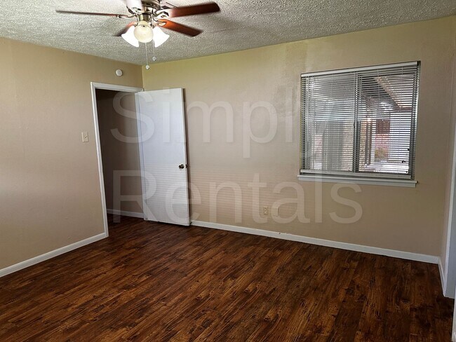 Building Photo - 214 Brookhaven Terrace