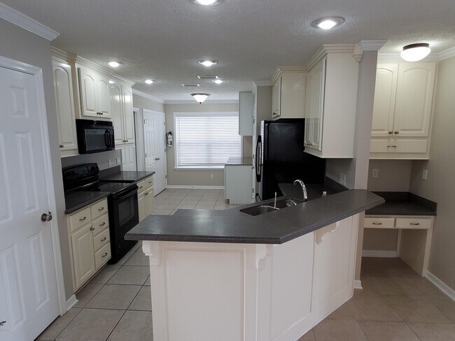 Building Photo - 3416 Harrison Ave