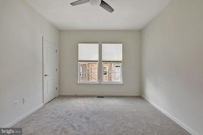 Building Photo - 2732 Wessex Cir