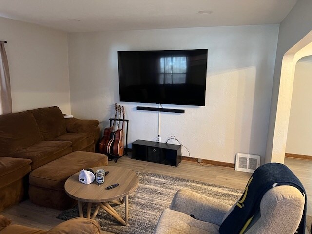 Building Photo - 2120 S Norton Ave