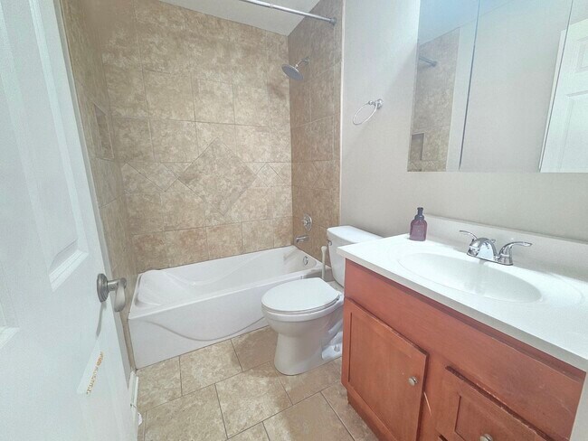 Building Photo - 164 Dunteman Dr